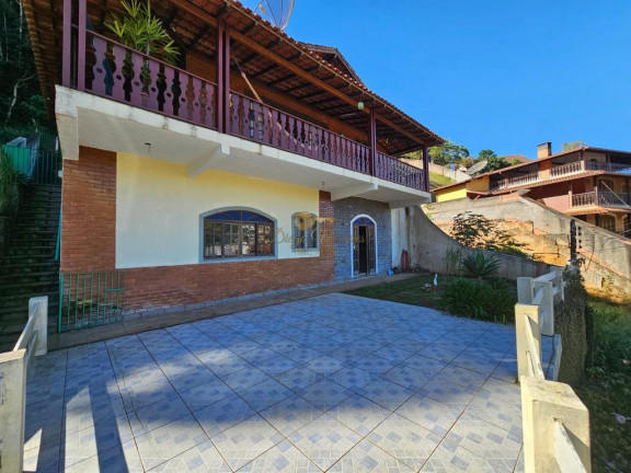 Imagem Casa com 3 Quartos à Venda, 217 m² em Barra Do Imbuí - Teresópolis Imagem Casa com 3 Quartos à Venda, 217 m² em Barra Do Imbuí - Teresópolis