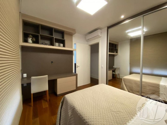 Imagem Apartamento com 5 Quartos à Venda, 317 m² em Centro - Balneário Camboriú Imagem Apartamento com 5 Quartos à Venda, 317 m² em Centro - Balneário Camboriú