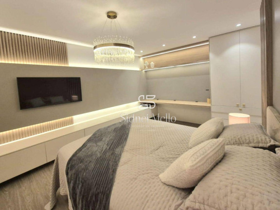 Imagem Casa com 5 Quartos à Venda, 611 m² em Centro - Camboriú Imagem Casa com 5 Quartos à Venda, 611 m² em Centro - Camboriú