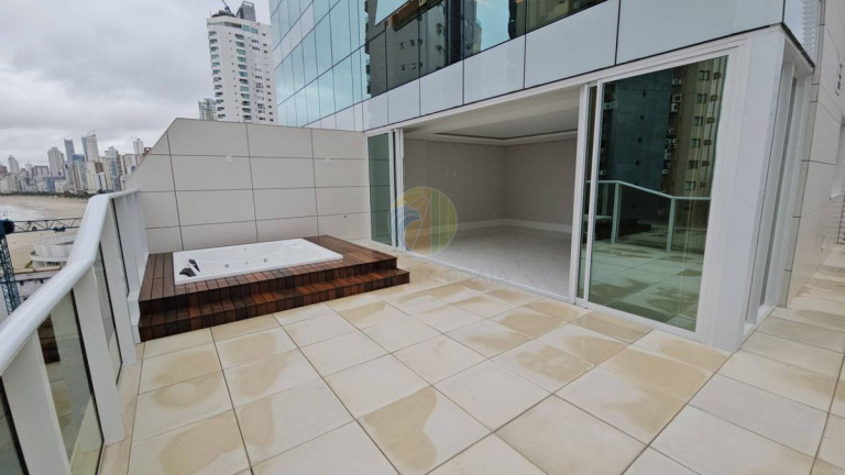 Imagem Apartamento com 4 Quartos à Venda, 223 m² em Pioneiros - Balneário Camboriú Imagem Apartamento com 4 Quartos à Venda, 223 m² em Pioneiros - Balneário Camboriú
