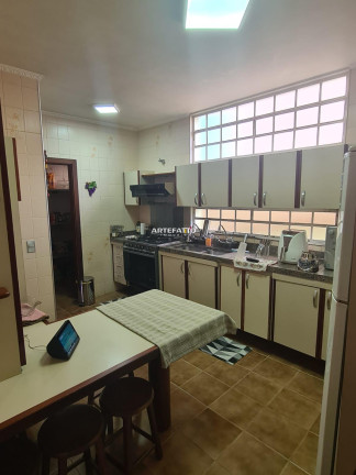 Imagem Casa com 5 Quartos à Venda, 282 m² em Centro - Franca Imagem Casa com 5 Quartos à Venda, 282 m² em Centro - Franca