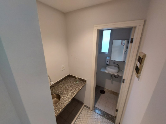 Sala Comercial à Venda, 41 m² em Vila Olímpia - São Paulo