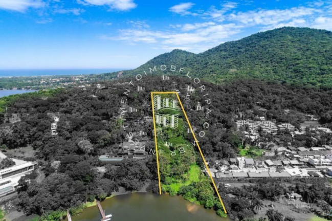 Terreno à Venda, 7.140 m² em Lagoa Da Conceição - Florianópolis