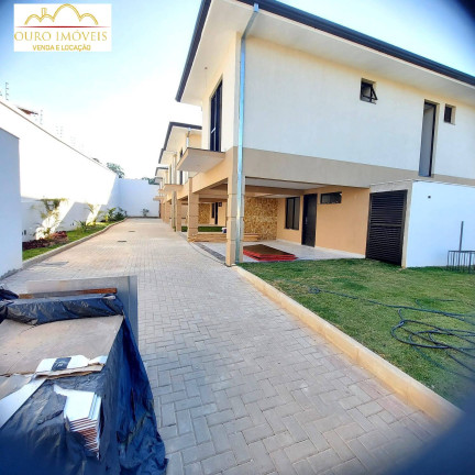 Imagem Casa com 4 Quartos à Venda, em São Luiz - Belo Horizonte Imagem Casa com 4 Quartos à Venda, em São Luiz - Belo Horizonte