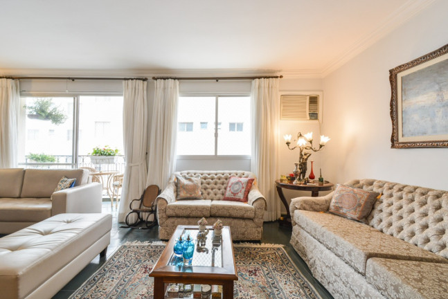 Imagem Apartamento com 4 Quartos à Venda, 161 m² em Moema - São Paulo