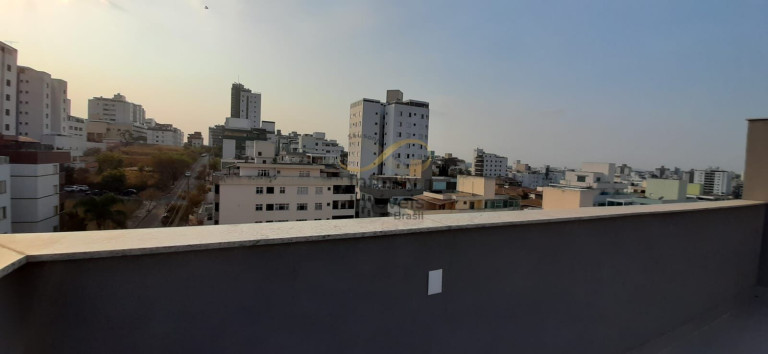 Imagem Cobertura com 4 Quartos à Venda, 205 m² em Castelo - Belo Horizonte
