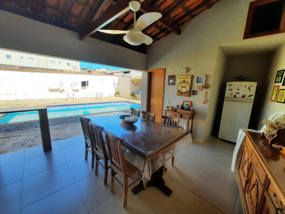 Imagem Casa com 5 Quartos à Venda, 530 m² em Centro - Atibaia Imagem Casa com 5 Quartos à Venda, 530 m² em Centro - Atibaia