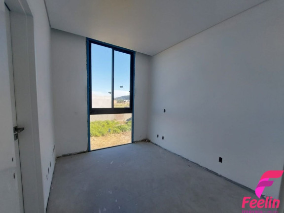 Imagem Casa com 3 Quartos à Venda, 165 m² em Campeche - Florianópolis Imagem Casa com 3 Quartos à Venda, 165 m² em Campeche - Florianópolis