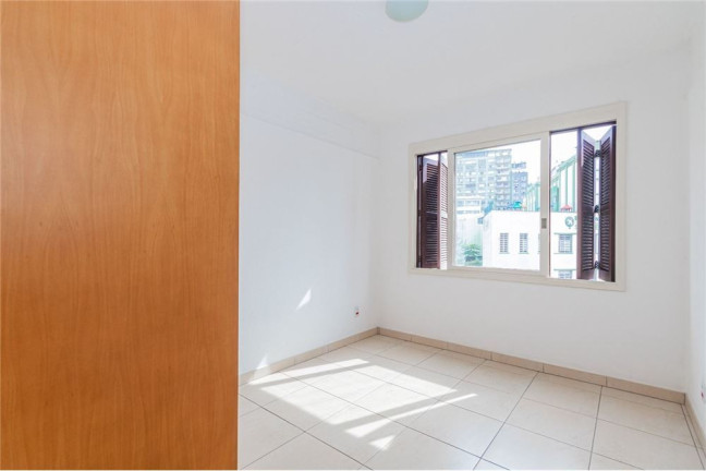 Imagem Apartamento com 2 Quartos à Venda, 78 m² em Centro Histórico - Porto Alegre Imagem Apartamento com 2 Quartos à Venda, 78 m² em Centro Histórico - Porto Alegre