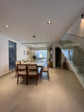 Imagem Casa com 3 Quartos à Venda, 214 m² em Morada De Laranjeiras - Serra Imagem Casa com 3 Quartos à Venda, 214 m² em Morada De Laranjeiras - Serra