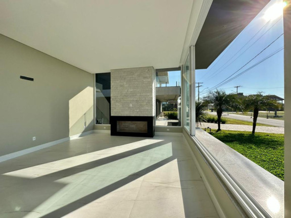 Imagem Casa com 4 Quartos à Venda, 205 m² em Capão Novo - Capao Da Canoa Imagem Casa com 4 Quartos à Venda, 205 m² em Capão Novo - Capao Da Canoa