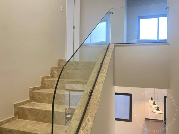 Imagem Casa com 3 Quartos à Venda, 180 m² em Residencial Colinas - Caçapava Imagem Casa com 3 Quartos à Venda, 180 m² em Residencial Colinas - Caçapava