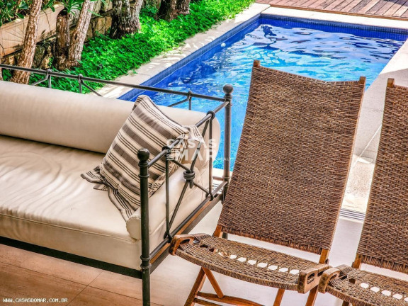 Imagem Casa com 4 Quartos à Venda, 250 m² em Frade (cunhambebe) - Angra Dos Reis Imagem Casa com 4 Quartos à Venda, 250 m² em Frade (cunhambebe) - Angra Dos Reis