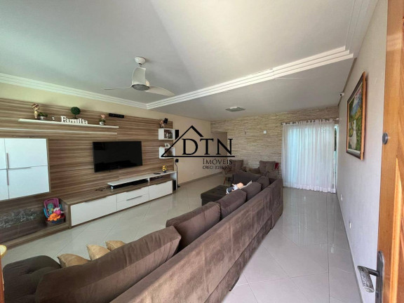 Casa com 3 Quartos à Venda, 239 m² em Vila Scarpelli - Santo André