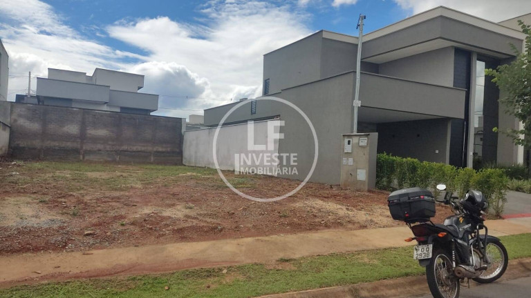 Imagem Terreno em Condomínio à Venda, 312 m² em Jardim Cristal - Aparecida De Goiânia Imagem Terreno em Condomínio à Venda, 312 m² em Jardim Cristal - Aparecida De Goiânia