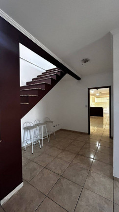 Imagem Sobrado com 4 Quartos à Venda, 218 m² em Vila Areao - Taubaté Imagem Sobrado com 4 Quartos à Venda, 218 m² em Vila Areao - Taubaté