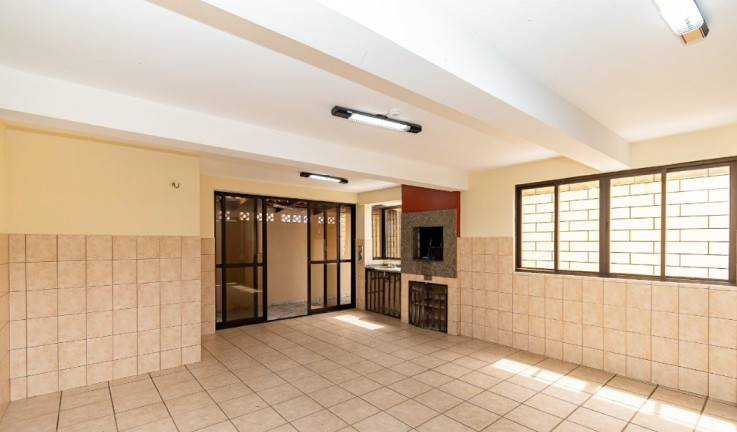 Imagem Sobrado com 3 Quartos à Venda, 196 m² em Vista Alegre - Curitiba