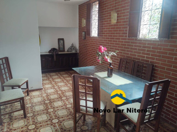 Imagem Casa com 4 Quartos à Venda, 275 m² em Santa Rosa - Niterói Imagem Casa com 4 Quartos à Venda, 275 m² em Santa Rosa - Niterói