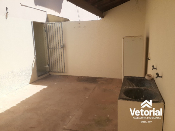 Imagem Sobrado com 2 Quartos para Alugar,  em Nova Barreiras - Barreiras