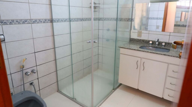 Imagem Imóvel com 4 Quartos à Venda, em Vila Romana - São Paulo Imagem Imóvel com 4 Quartos à Venda, em Vila Romana - São Paulo