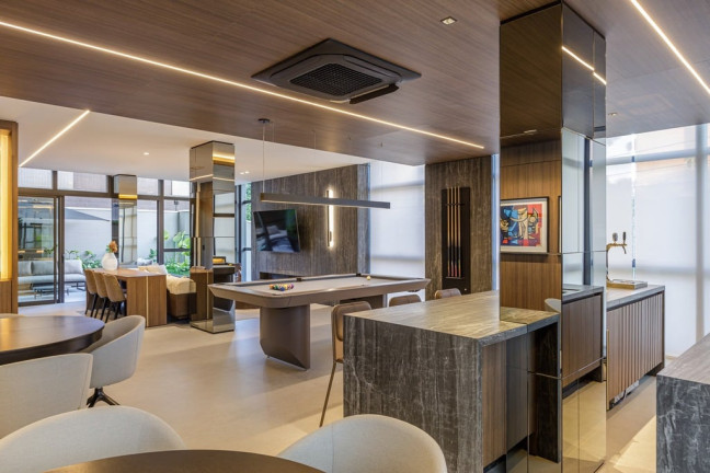Imagem Apartamento com 3 Quartos à Venda, 168 m² em Centro - Curitiba