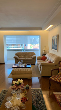 Imagem Apartamento com 4 Quartos à Venda, 206 m²