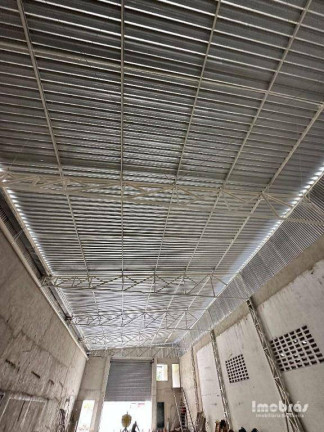 Imagem Galpão para Alugar, 988 m² em Lagoinha - Eusébio Imagem Galpão para Alugar, 988 m² em Lagoinha - Eusébio