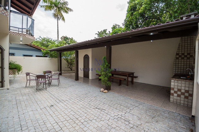 Imagem Casa com 3 Quartos à Venda, 160 m² em Morrinhos - Bombinhas