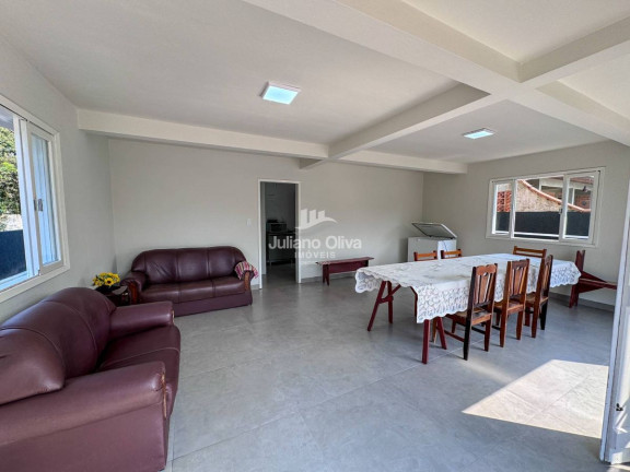 Imagem Sobrado com 5 Quartos à Venda, 211 m² em Barra Do Sai - Itapoá