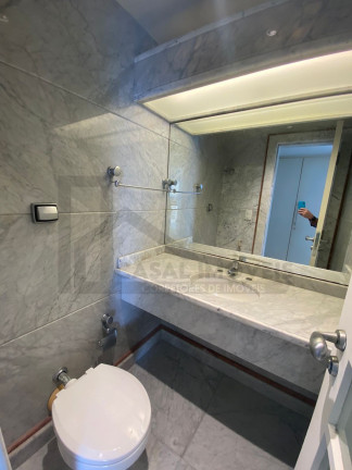 Imagem Imóvel com 4 Quartos à Venda, 650 m² em São Brás - Belém