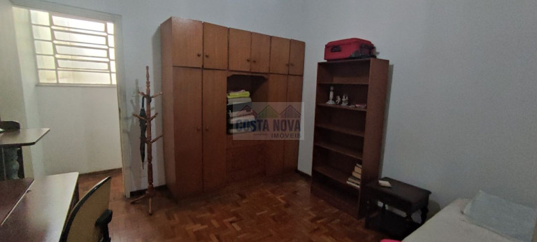Imagem Casa com 3 Quartos à Venda ou Locação, 252 m²