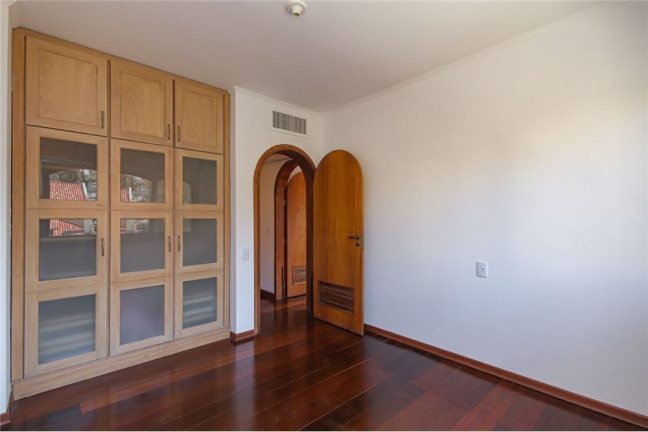 Imagem Apartamento com 3 Quartos à Venda, 155 m² em Santa Tereza - Porto Alegre Imagem Apartamento com 3 Quartos à Venda, 155 m² em Santa Tereza - Porto Alegre
