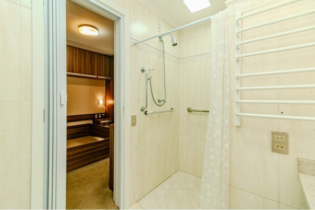 Imagem Apartamento com 3 Quartos à Venda, 177 m² em Centro Histórico - Porto Alegre Imagem Apartamento com 3 Quartos à Venda, 177 m² em Centro Histórico - Porto Alegre