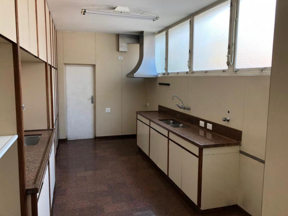 Imagem Sobrado com 4 Quartos à Venda ou Locação, 550 m² em Pacaembu - São Paulo Imagem Sobrado com 4 Quartos à Venda ou Locação, 550 m² em Pacaembu - São Paulo