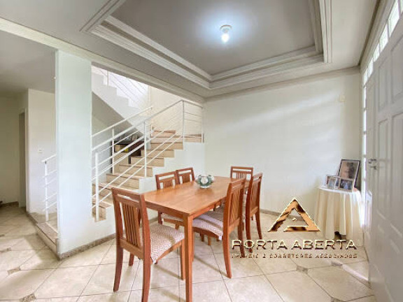 Imagem Casa com 3 Quartos à Venda, 204 m² em Iguaçu - Ipatinga Imagem Casa com 3 Quartos à Venda, 204 m² em Iguaçu - Ipatinga