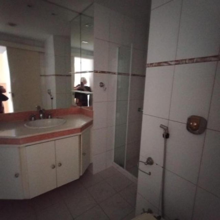 Imagem Imóvel com 4 Quartos à Venda, 200 m² em Icaraí - Niterói Imagem Imóvel com 4 Quartos à Venda, 200 m² em Icaraí - Niterói