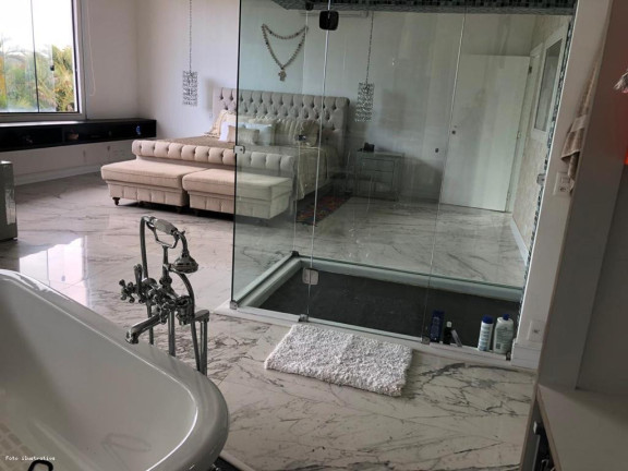 Imagem Casa com 8 Quartos à Venda, 1.207 m² em Barra Da Tijuca - Rio De Janeiro Imagem Casa com 8 Quartos à Venda, 1.207 m² em Barra Da Tijuca - Rio De Janeiro