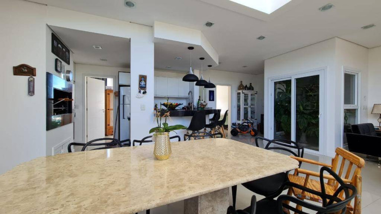 Imagem Casa com 4 Quartos à Venda, em Rainha Do Mar - Xangri-lá Imagem Casa com 4 Quartos à Venda, em Rainha Do Mar - Xangri-lá