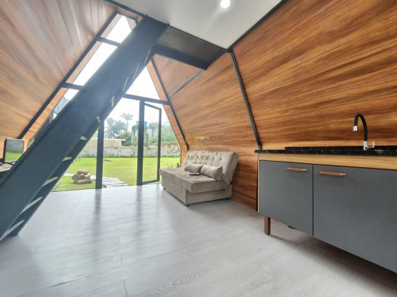 Imagem Imóvel com 1 Quarto à Venda, 26 m² em Várzea - Teresópolis Imagem Imóvel com 1 Quarto à Venda, 26 m² em Várzea - Teresópolis