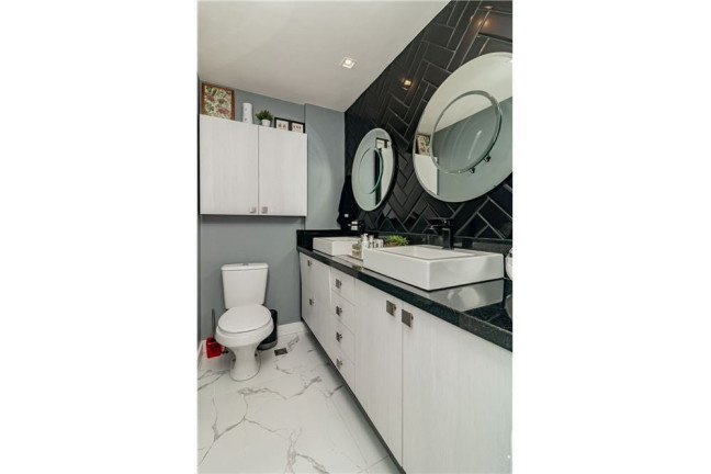 Imagem Apartamento com 3 Quartos à Venda, 76 m² em São Sebastião - Porto Alegre