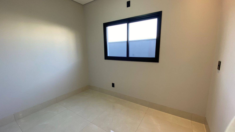 Imagem Casa com 3 Quartos à Venda, 141 m² em Tijucal - Cuiabá Imagem Casa com 3 Quartos à Venda, 141 m² em Tijucal - Cuiabá