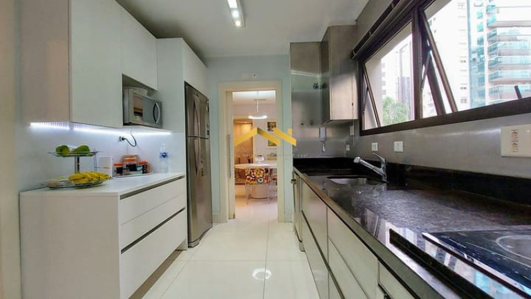 Imagem Apartamento com 4 Quartos à Venda, 246 m² em Itaim Bibi - São Paulo
