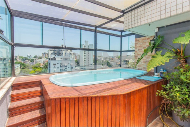 Imagem Imóvel com 3 Quartos à Venda, 205 m² em Cristo Redentor - Porto Alegre