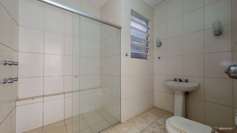 Imagem Imóvel com 2 Quartos à Venda, 74 m² em Petrópolis - Porto Alegre Imagem Imóvel com 2 Quartos à Venda, 74 m² em Petrópolis - Porto Alegre