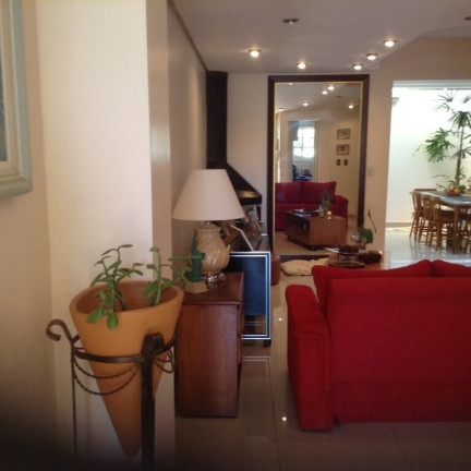 Imagem Casa de Condomínio com 3 Quartos à Venda, 210 m² em Tristeza - Porto Alegre Imagem Casa de Condomínio com 3 Quartos à Venda, 210 m² em Tristeza - Porto Alegre