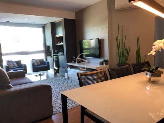 Imagem Apartamento com 4 Quartos à Venda, 240 m² em Atiradores - Joinville