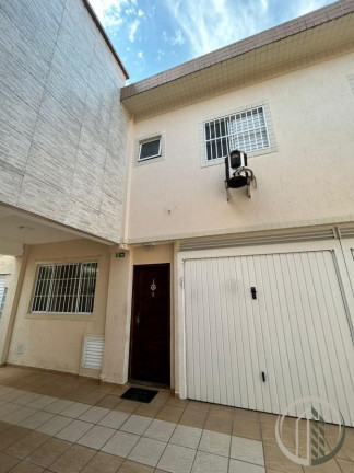 Imagem Casa com 3 Quartos à Venda, 130 m² em Estuário - Santos