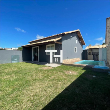 Casa com 2 Quartos à Venda,  em Unamar - Cabo Frio