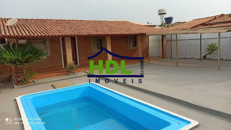 Imagem Casa com 3 Quartos à Venda, 330 m² em Hidrolândia