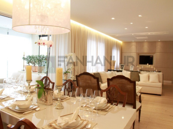 Imagem Imóvel com 4 Quartos à Venda, 192 m² em Vila Nova Conceição - São Paulo